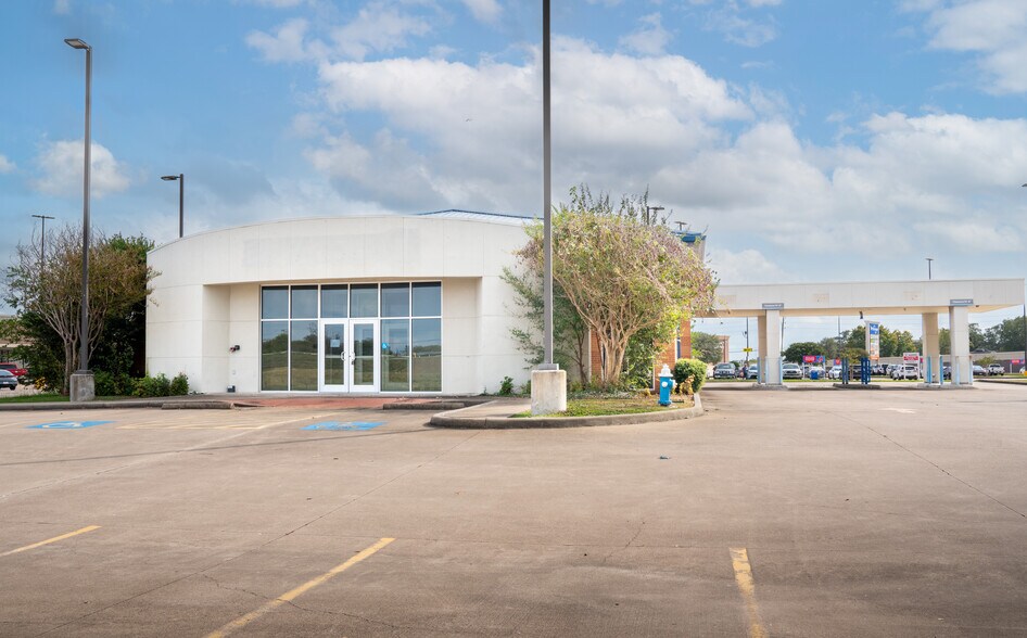 17225 Westheimer Rd, Houston, TX à louer - Photo du bâtiment - Image 2 de 6