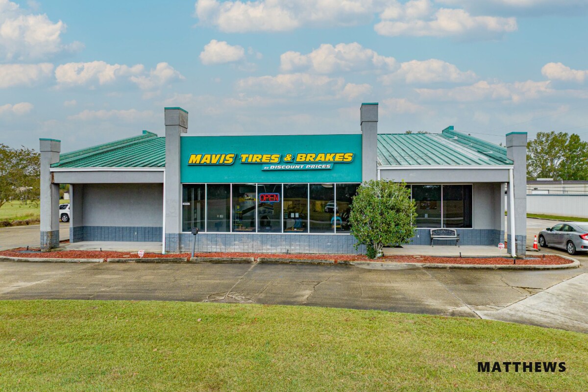 18562 Highland Rd, Baton Rouge, LA à vendre Photo principale- Image 1 de 4