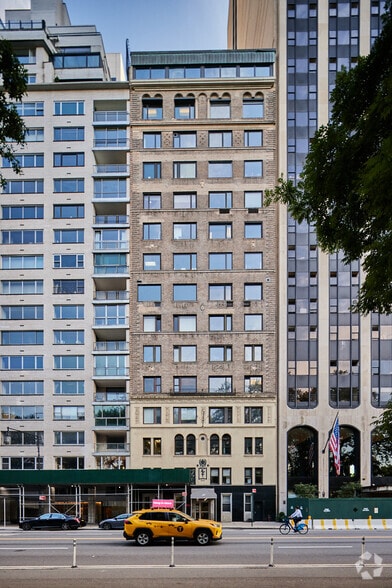 30 Central Park S, New York, NY for sale - Building Photo - Image 2 of 4