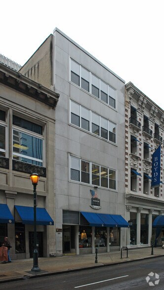 1816 Chestnut St, Philadelphia, PA à vendre - Photo du bâtiment - Image 2 de 2