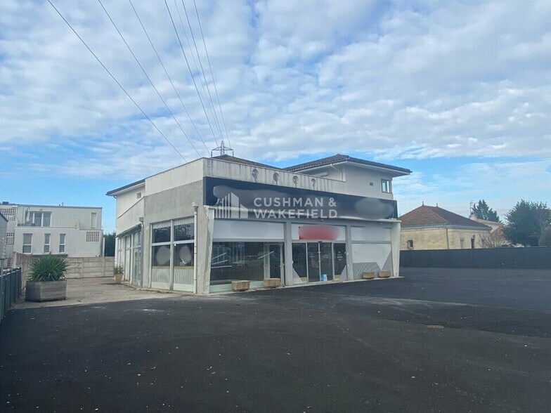 Commerce de détail dans Pessac à louer - Photo du bâtiment - Image 3 de 14