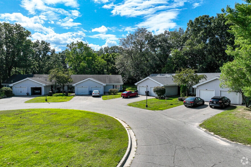 709 Toulouse, Battle Creek, MI for sale - Building Photo - Image 3 of 5