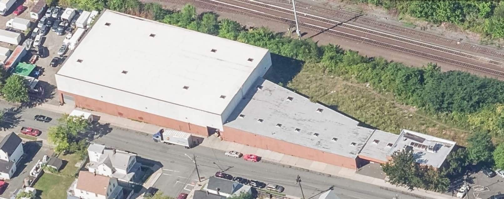 201 2nd St, Perth Amboy, NJ à vendre Photo principale- Image 1 de 49