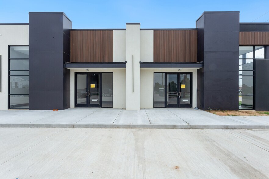 2703 N Mason Rd, Katy, TX à vendre - Photo du bâtiment - Image 1 de 19