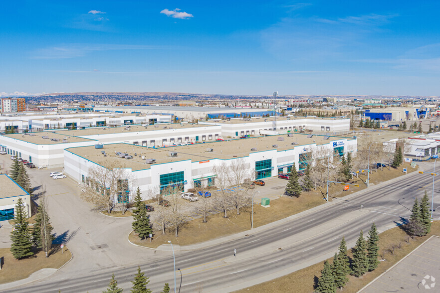 2151 32nd St NE, Calgary, AB for lease - Aerial - Image 3 of 6