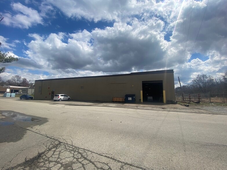 595 Meadow Ave, Washington, PA for lease - Building Photo - Image 3 of 13