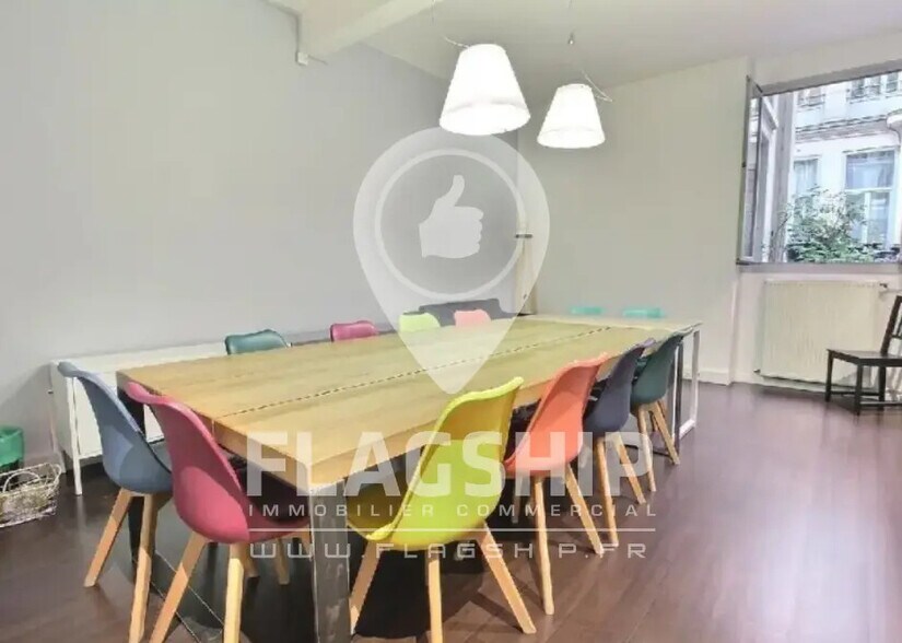 Office in Paris for sale - Interior Photo - Image 1 of 7