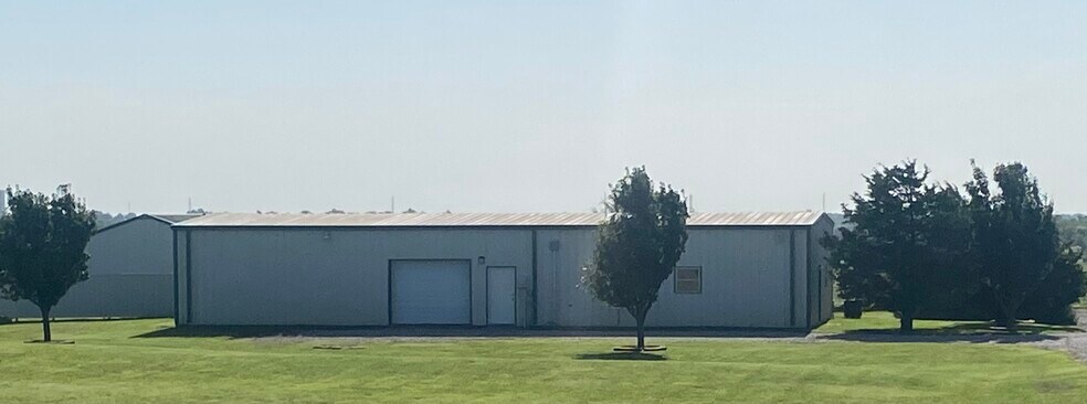 4444 Morgan Rd NE, Piedmont, OK à louer - Photo du bâtiment - Image 2 de 16