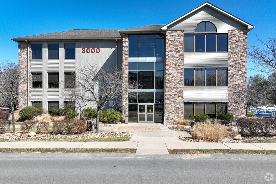 3000 Stonewood Dr, Wexford, PA à vendre - Photo du bâtiment - Image 2 de 23