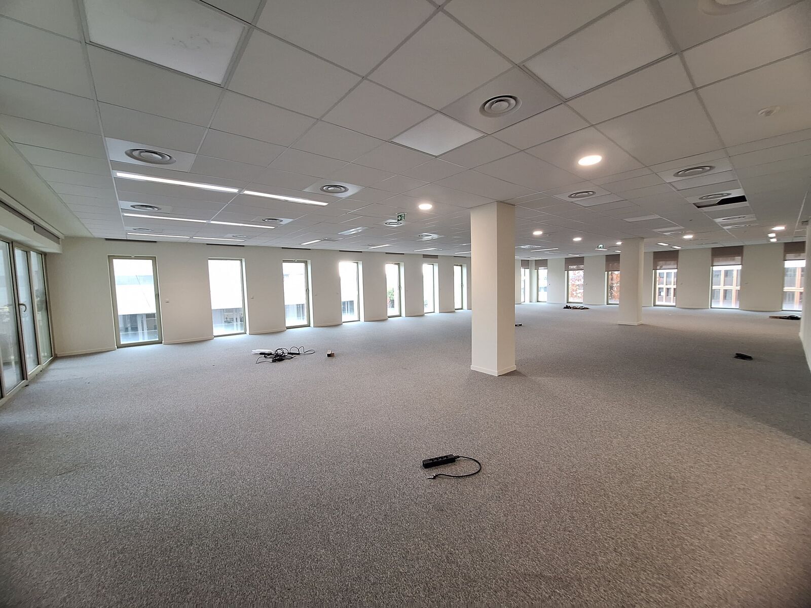 Office in Bordeaux for lease Building Photo- Image 1 of 9