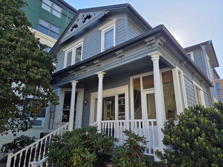 1318 SW 12th Ave, Portland, OR for sale - Building Photo - Image 2 of 14