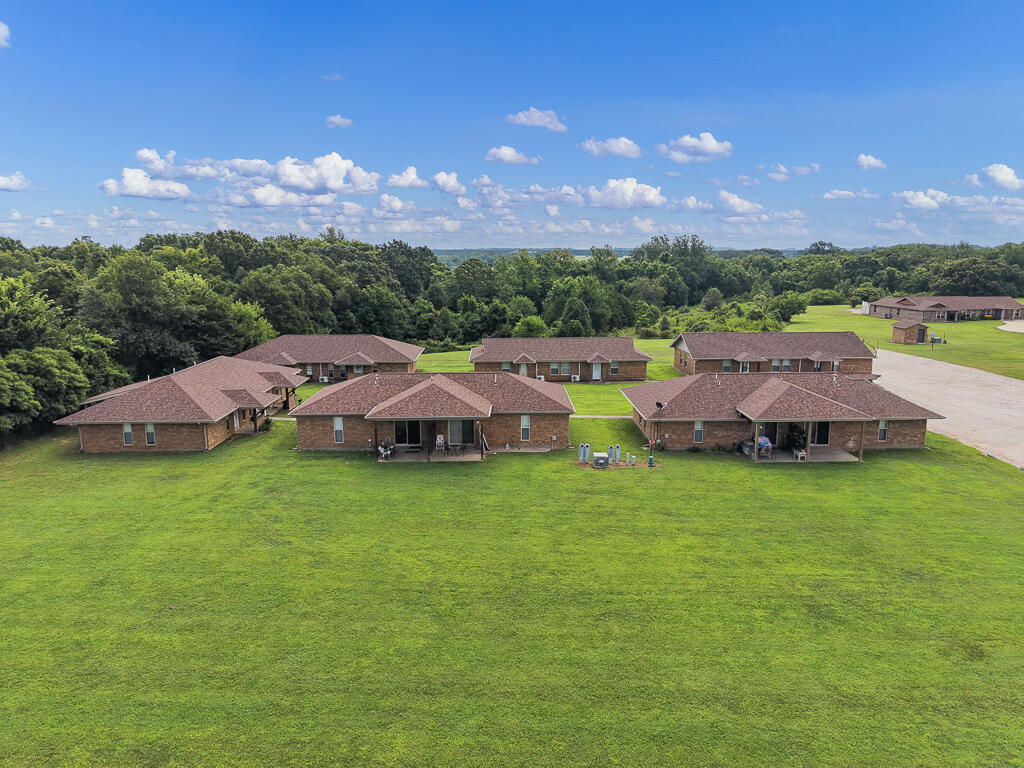 19824 State Highway 112, Cassville, MO à vendre Photo principale- Image 1 de 49