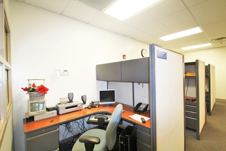 14240 Dante Ave, Dolton, IL à louer - Photo intérieure - Image 3 de 114