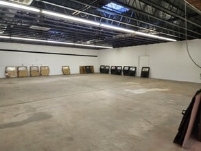 1637-1639 N 40th St, Phoenix, AZ for lease Interior Photo- Image 2 of 16