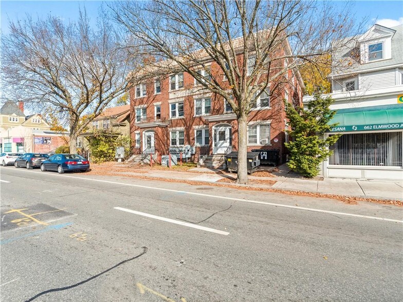 654 Elmwood Ave, Providence, RI for sale - Building Photo - Image 1 of 1