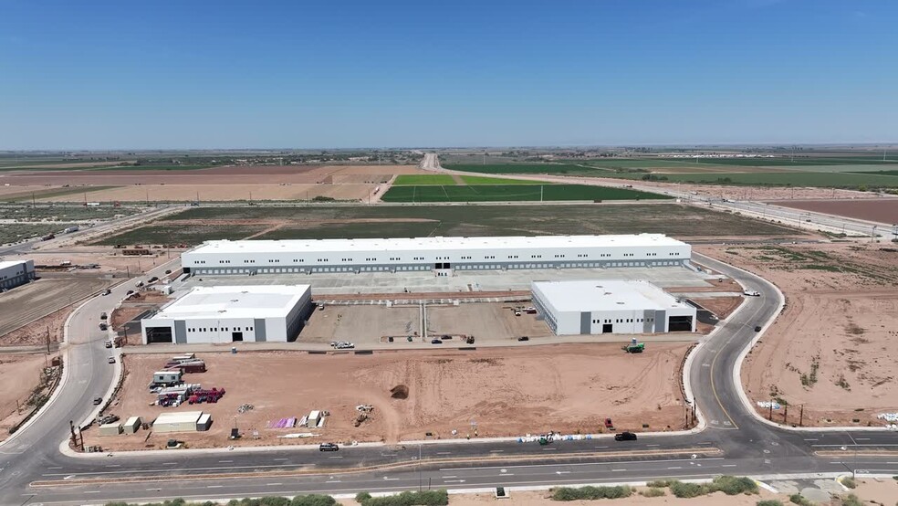 Calexico Gateway Ctr, Calexico, CA à vendre - Vid o sur l inscription commerciale - Image 2 de 3