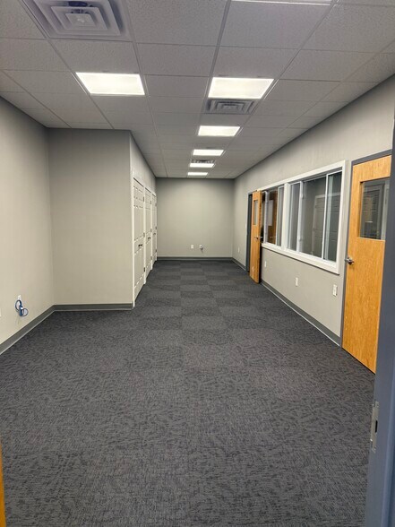 69 Newland St, Malden, MA à louer - Photo du bâtiment - Image 3 de 9