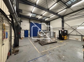 More details for Multiple Space Uses for Lease