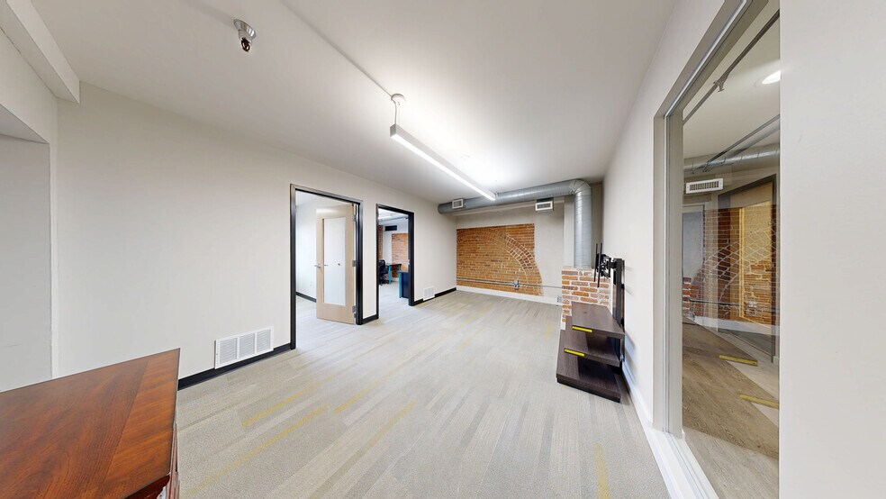 2150 W 29th Ave, Denver, CO à louer - Numérisation 3D de Matterport - Image 2 de 15
