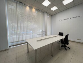 Retail in Vigo, Pontevedra for lease Interior Photo- Image 2 of 7