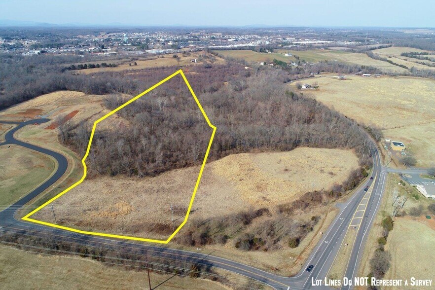 Chandler, Culpeper, VA à vendre - Photo du bâtiment - Image 2 de 12