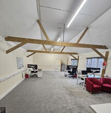 Wildham Lane, Chichester for lease Interior Photo- Image 2 of 6