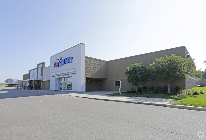 119-289 SW 12th St, Forest Lake, MN à louer - Photo du bâtiment - Image 1 de 6