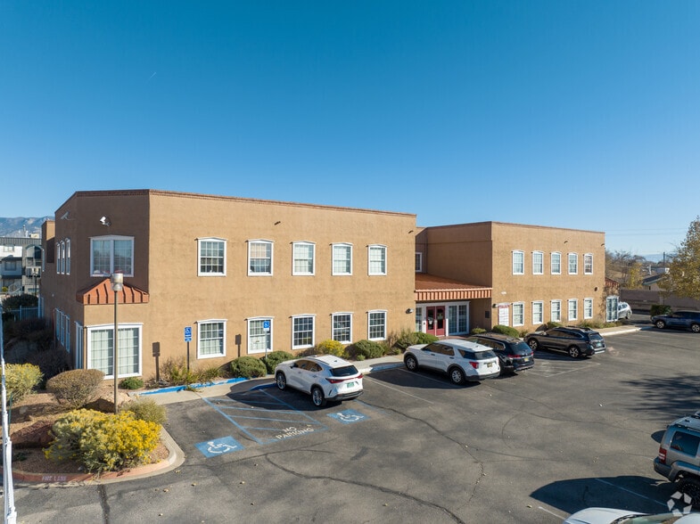 4308 Carlisle Blvd NE, Albuquerque, NM for lease - Building Photo - Image 2 of 4