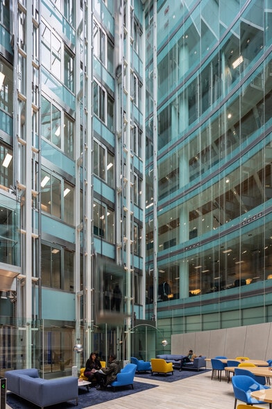 25 Copthall Ave, London for lease - Lobby - Image 3 of 20