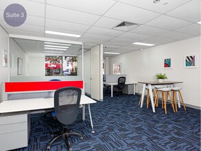 1 Chaplin Dr, Lane Cove West à louer Photo intérieure- Image 1 de 7