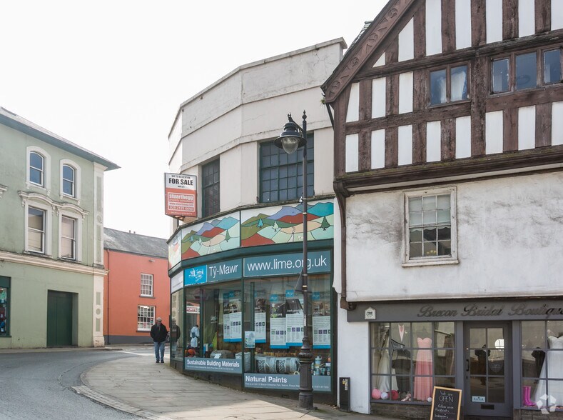 21 Ship St, Brecon à vendre - Photo du bâtiment - Image 2 de 4