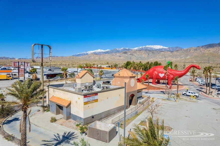 50910 Seminole Dr, Cabazon, CA à vendre - Photo du bâtiment - Image 3 de 9