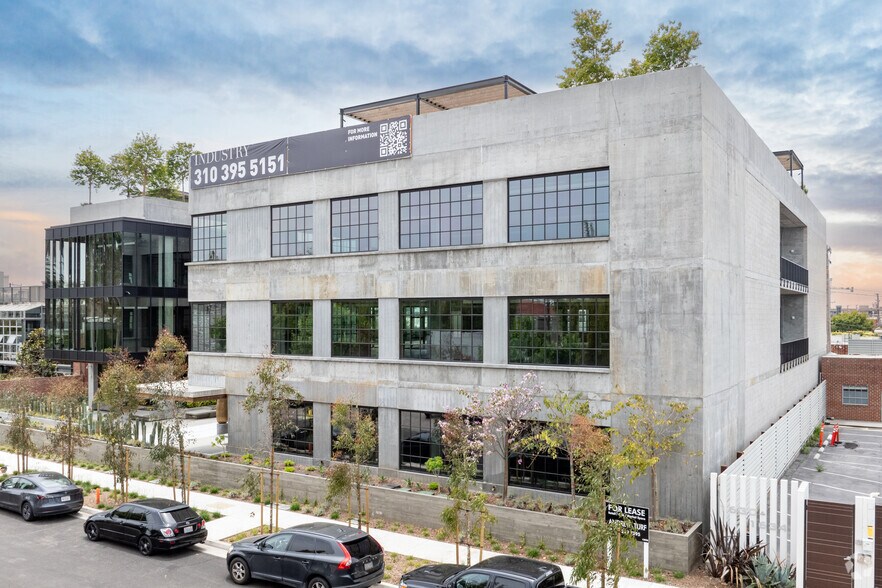 1650 Euclid St, Santa Monica, CA à vendre - Photo du bâtiment - Image 2 de 53