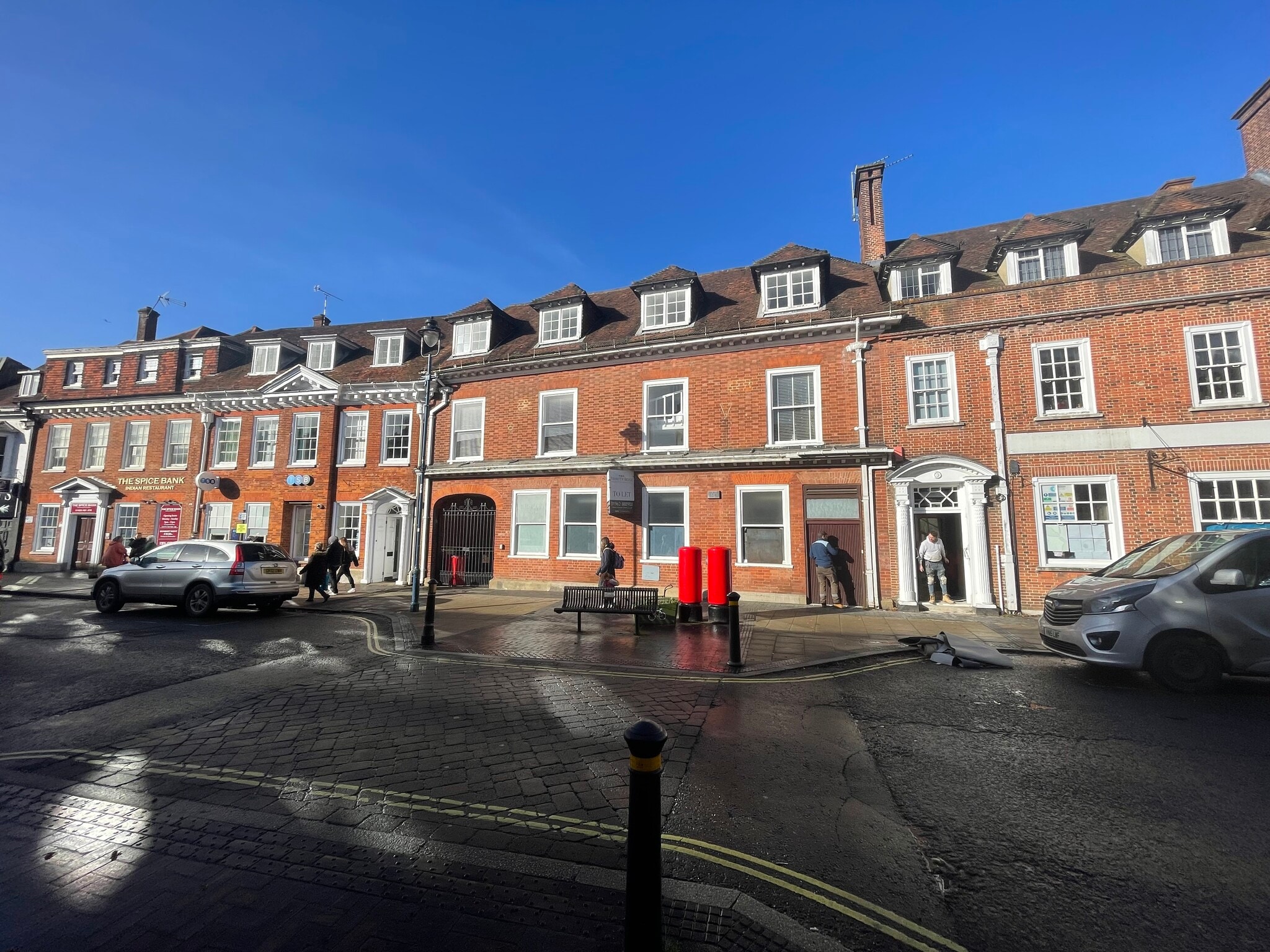 38-38A High St, Alton for lease Building Photo- Image 1 of 2