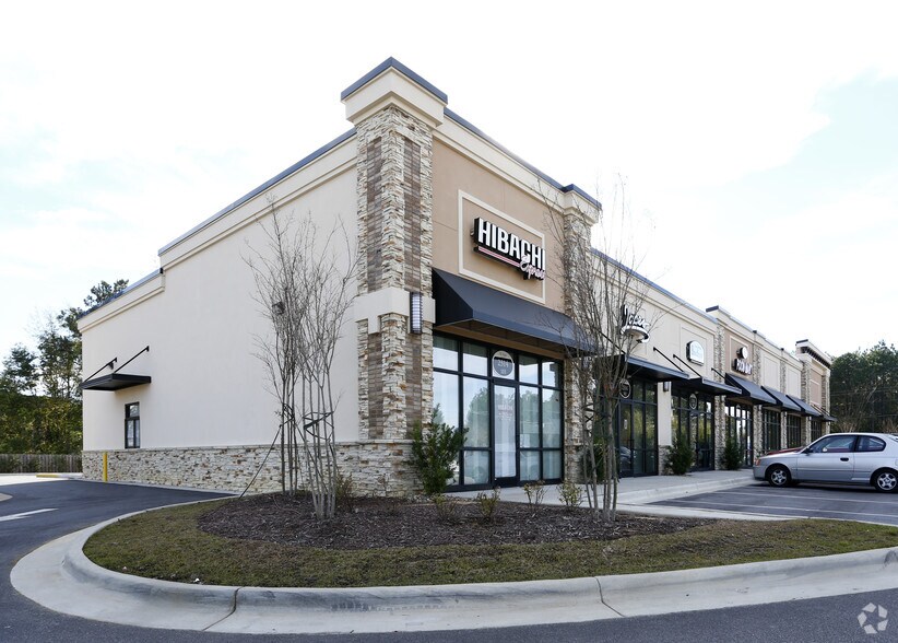 2314-2318 Painters Mill Dr, Fayetteville, NC for lease - Building Photo - Image 2 of 20