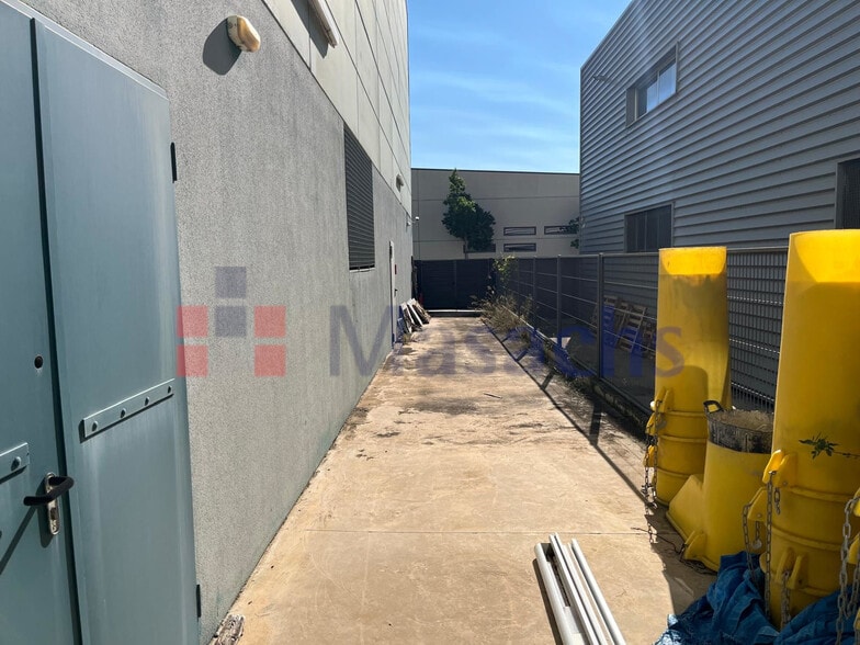 Industrial in Badalona, Barcelona for sale - Building Photo - Image 3 of 16