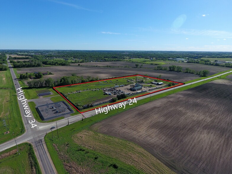 62805 MN Highway 24, Litchfield, MN à vendre - Photo du b timent - Image 1 de 19