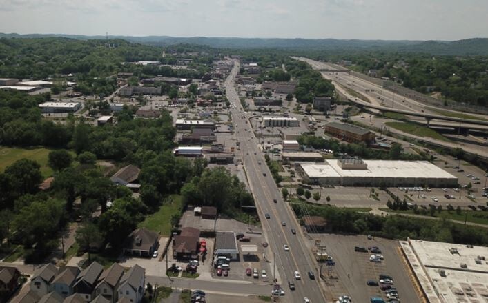 5401 Charlotte Ave, Nashville, TN à vendre - Aérien - Image 2 de 6