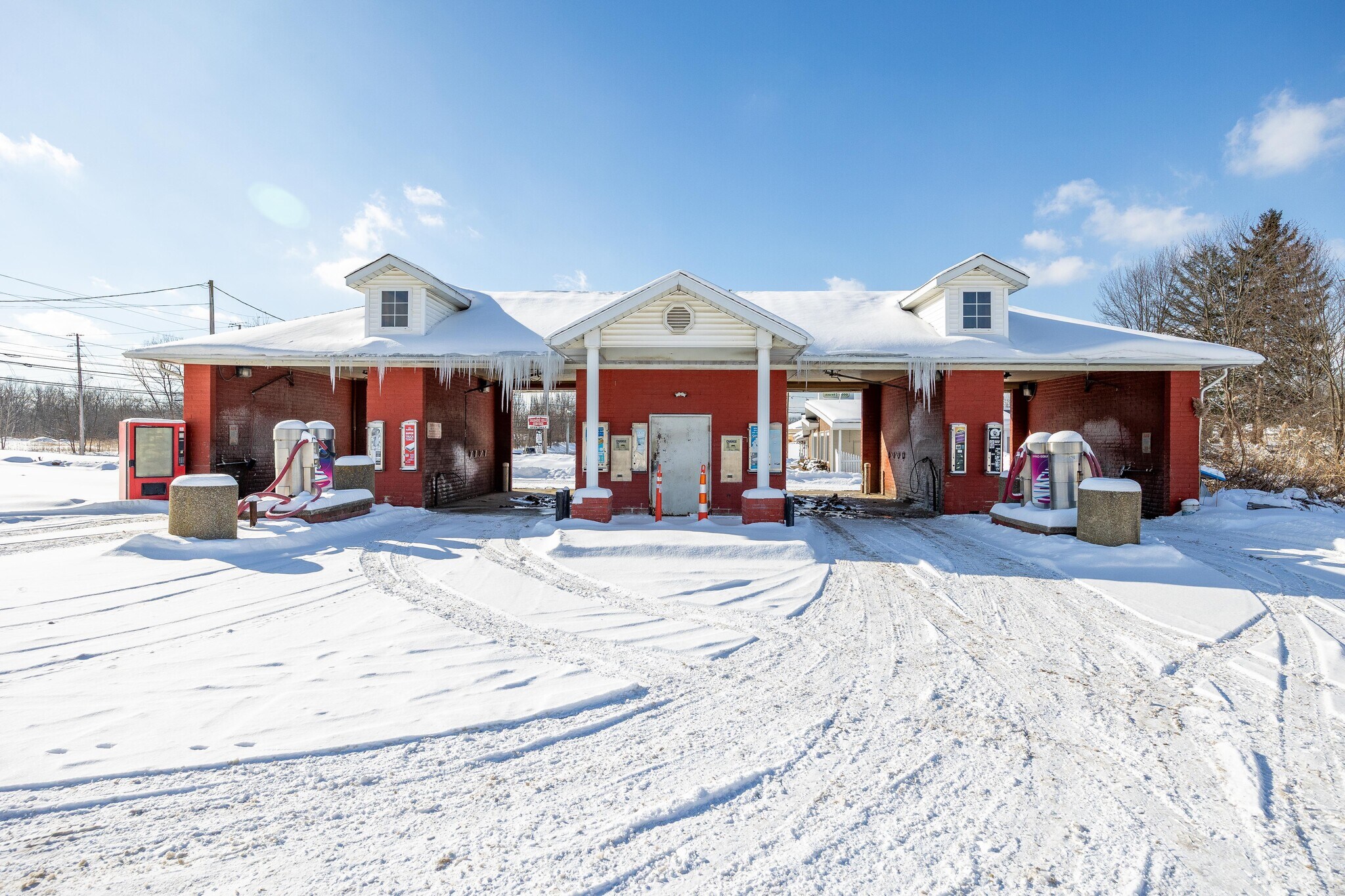 247 W Aurora Rd, Northfield, OH à vendre Photo principale- Image 1 de 10