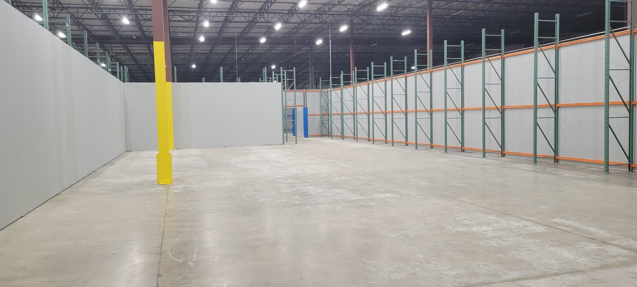 801 SW 16th St, Renton, WA for lease Building Photo- Image 1 of 4