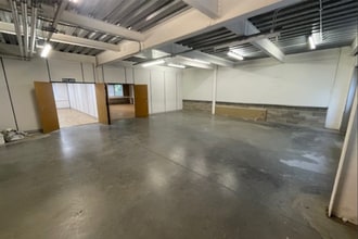 Molly Millars Ln, Wokingham à louer Photo intérieure- Image 1 de 3