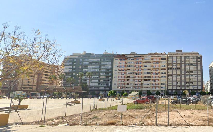 Dr Mg Rodriguez Arellano, Alzira, Tulell, 5, Alzira, Valencia for lease Primary Photo- Image 1 of 2