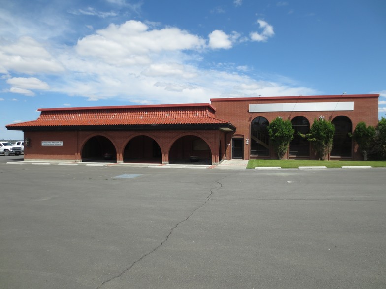 934 E Wheeler Rd, Moses Lake, WA for sale - Primary Photo - Image 1 of 12