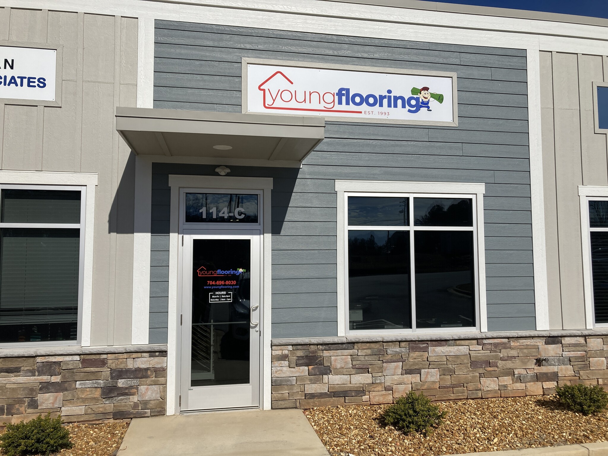 114 Commerce Center Loop, Mooresville, NC for lease Interior Photo- Image 1 of 15