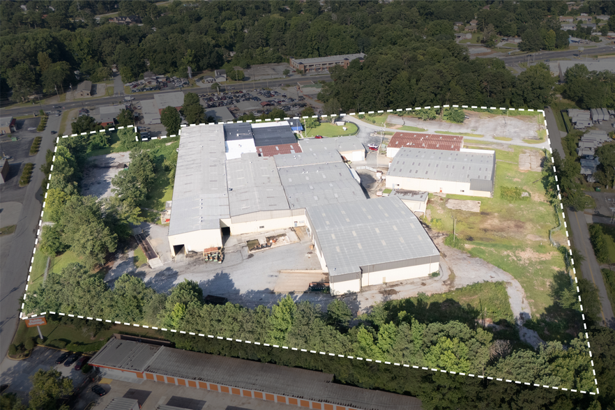 5286 Circle Dr, Lake City, GA for lease - Building Photo - Image 1 of 9