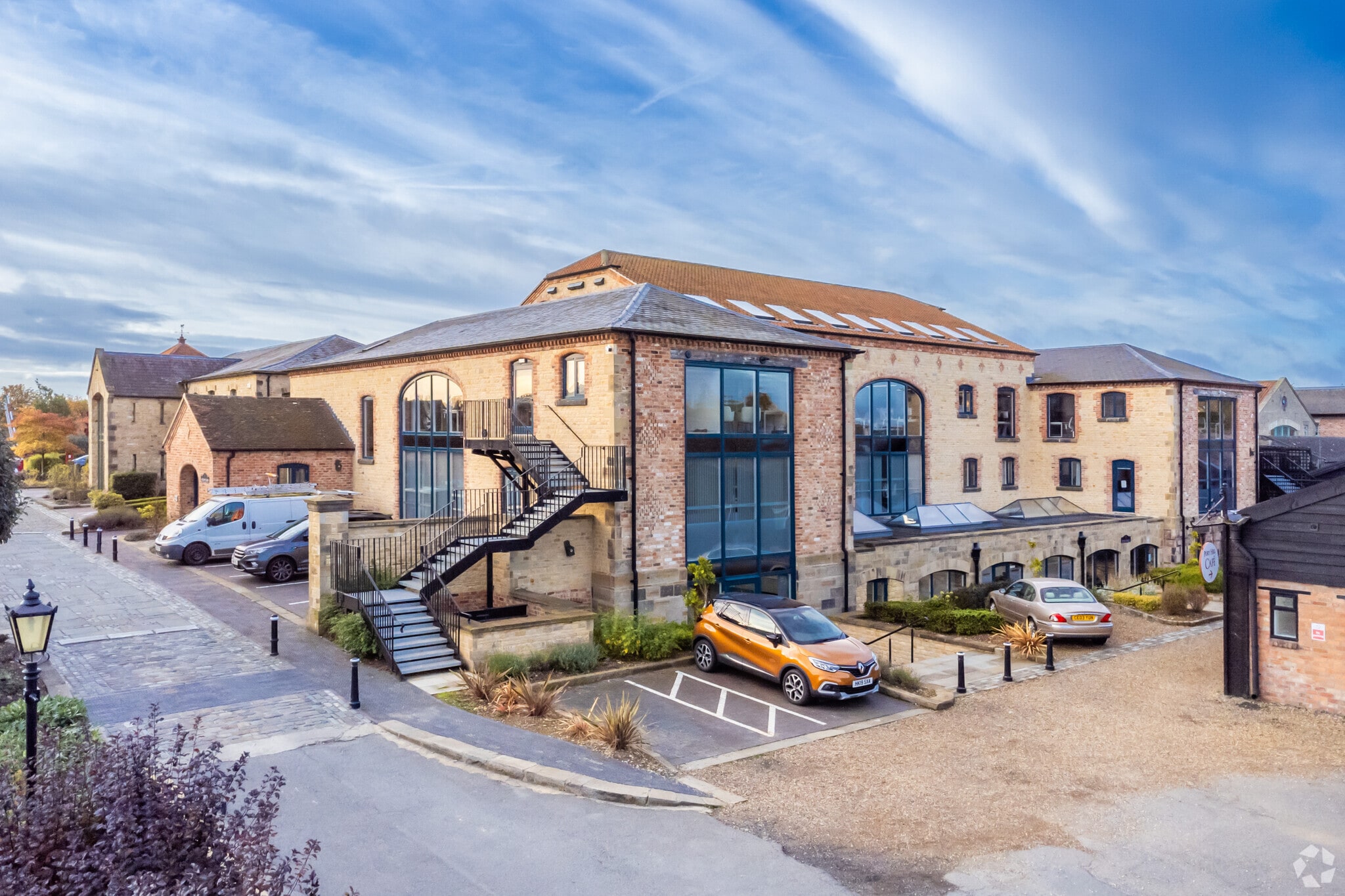 Alderton Rd, Alderton for lease Primary Photo- Image 1 of 17