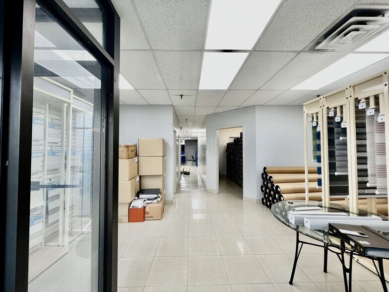 1170 Sheppard Av W, Toronto, ON à vendre - Photo intérieure - Image 2 de 8