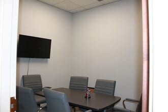 102-108 E Main St, Kingsport, TN à louer Photo intérieure- Image 2 de 11