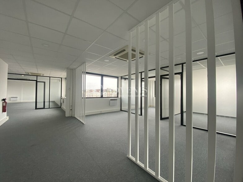 16 Rue Jean Jacques Rousseau, Issy-les-Moulineaux à louer - Photo intérieure - Image 1 de 12