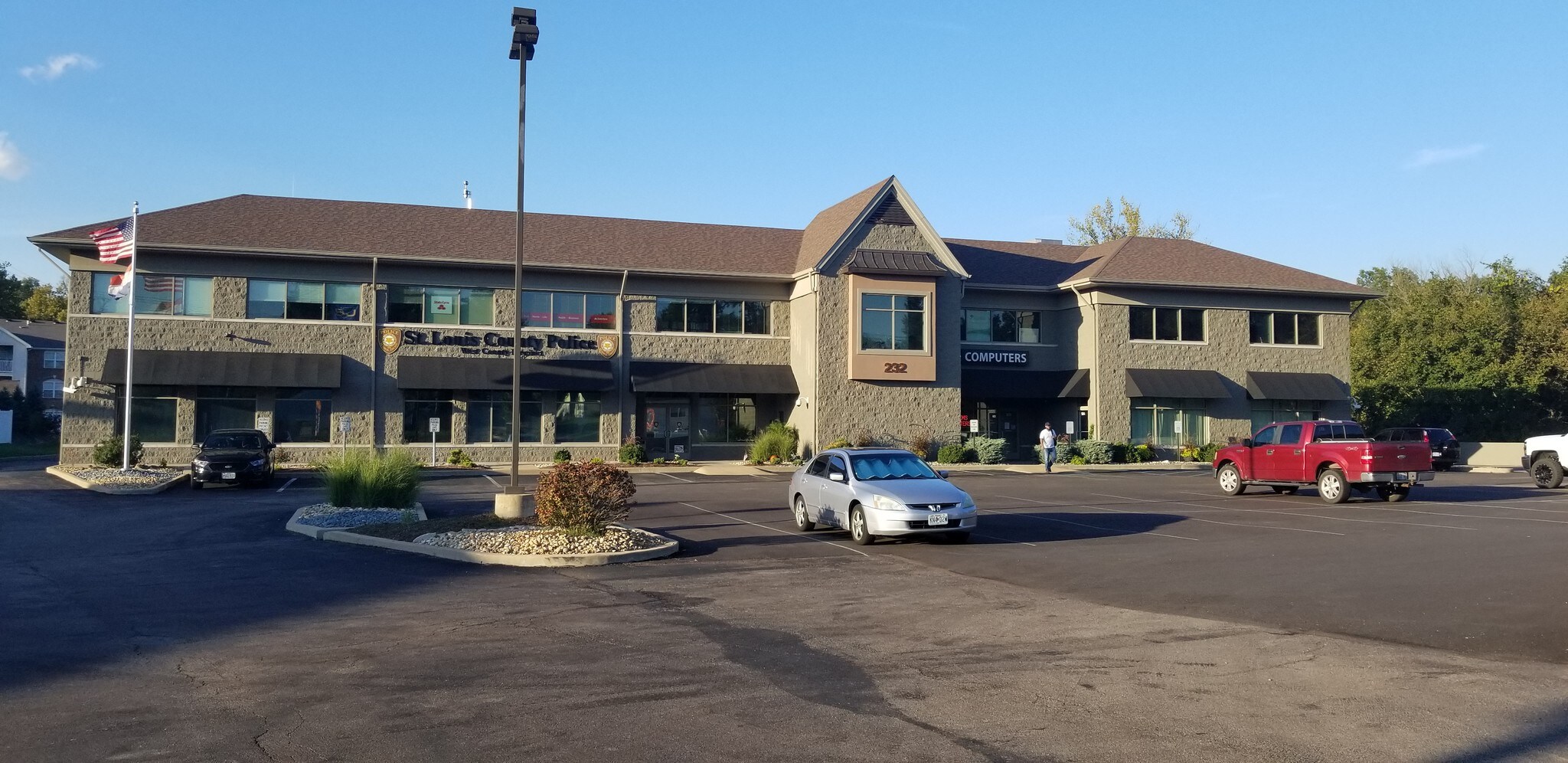 232 Vance Rd, Valley Park, MO à louer Photo principale- Image 1 de 3